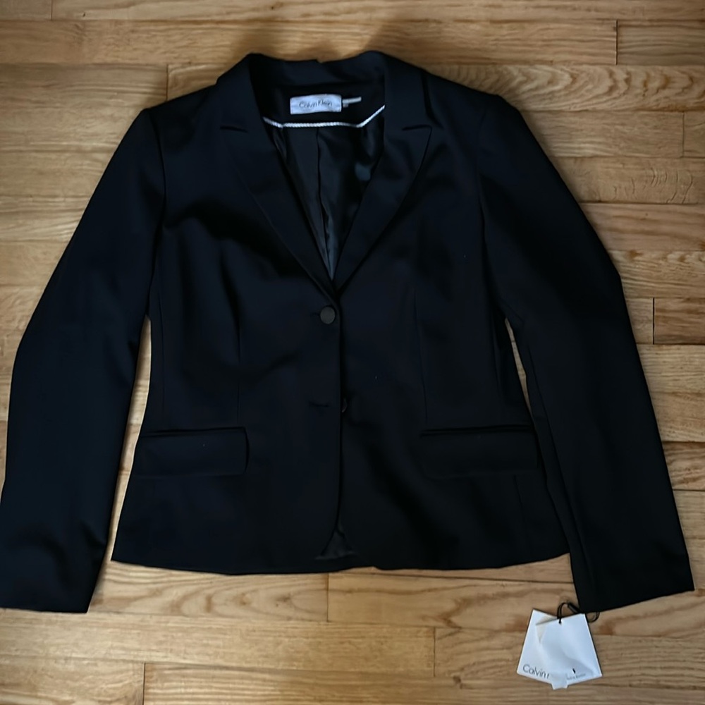 Calvin Klein women’s size 8 jacket! Blazer